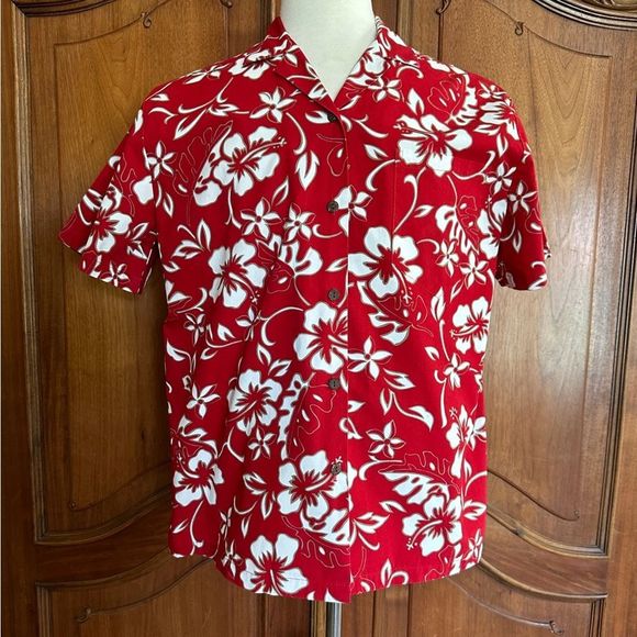 HILO HATTIE’S Classic Shirt Original Hawaiian Hibiscus Aloha Shirt Size Medium - Picture 1 of 8